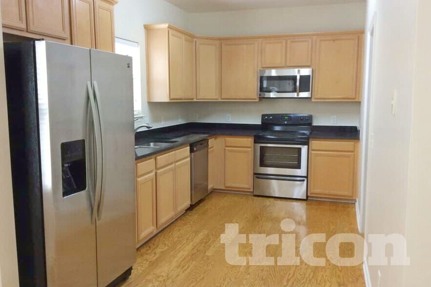 Building Photo - 3130 Friar's Bridge Pass