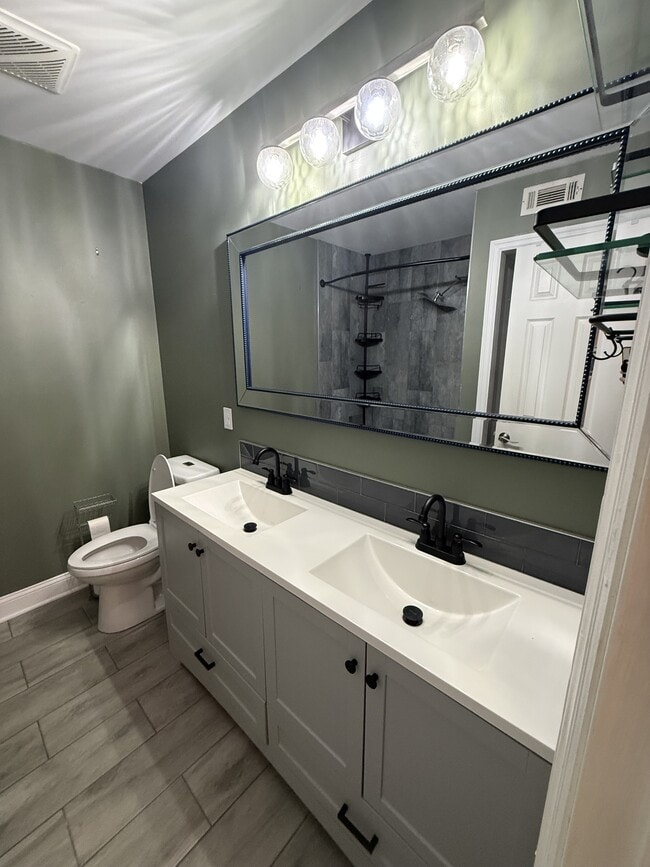 Building Photo - 1413 Quail Run