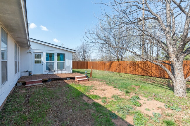 Building Photo - 5072 Big Sky Dr