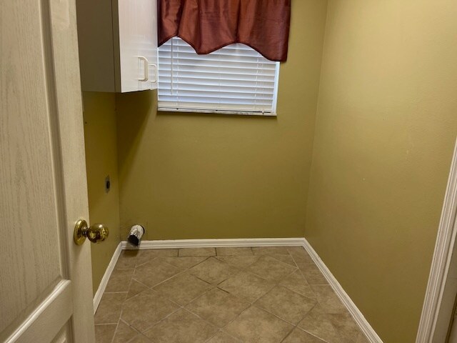 Building Photo - 825 Mary Frank Ct