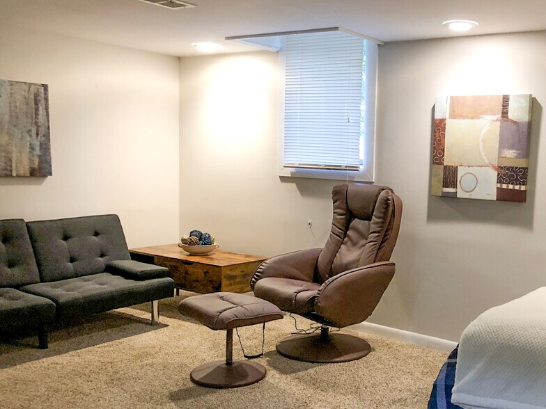 Massage recliner - 223 E Rose St