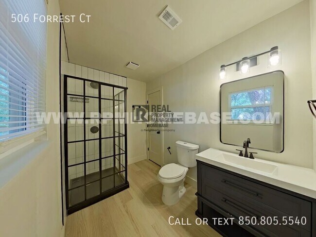 Building Photo - 506 Forrest Ct