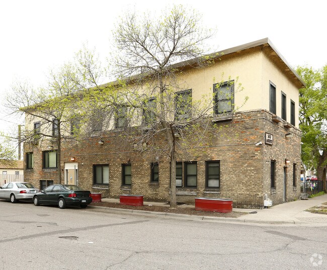 Building Photo - 503 Asbury St