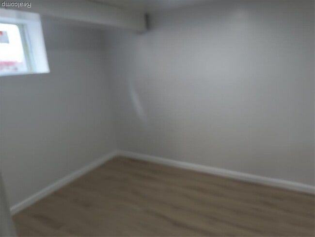 Building Photo - 18080 Westphalia St