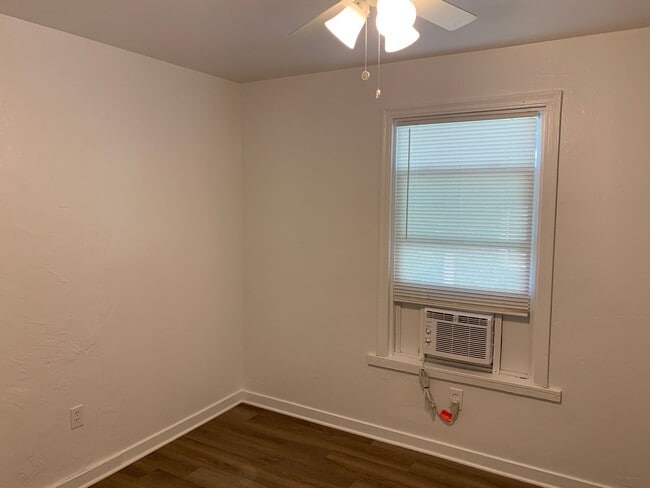 Building Photo - Charming 3-Bedroom Home for Rent - Please review the property available date as it may be availab...