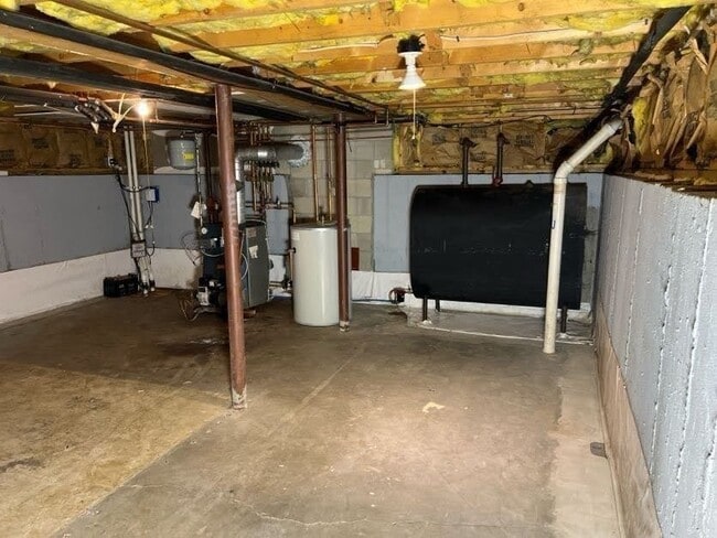 Building Photo - 1565 West St