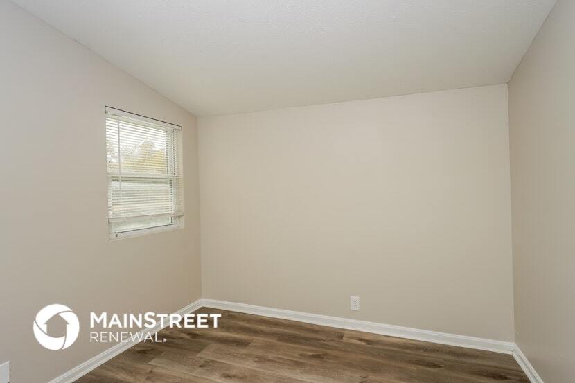 Building Photo - 1105 S 32nd St