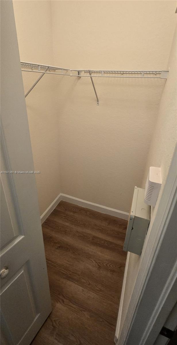 Building Photo - 3320 NE 13th Cir Dr