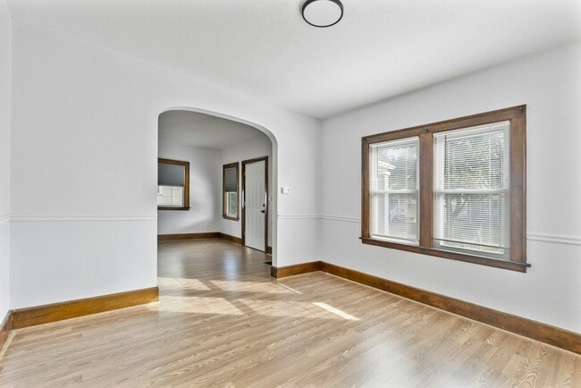 Building Photo - 1488 Craigwood Rd