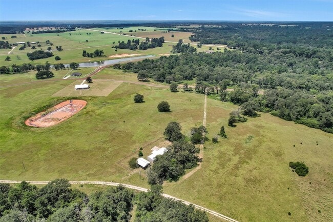 Building Photo - 1194 Private Rd 1311