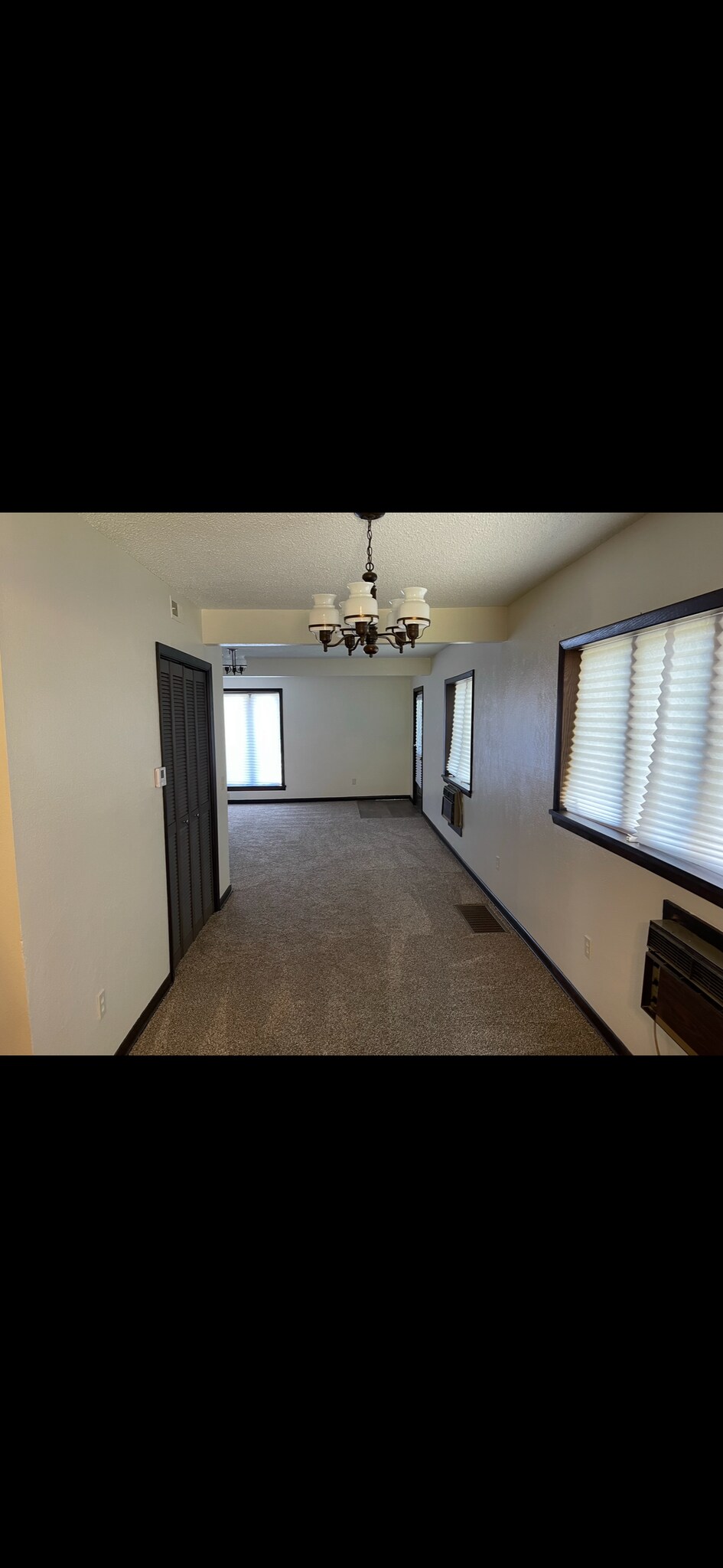 Building Photo - 8364 Railroad Rd