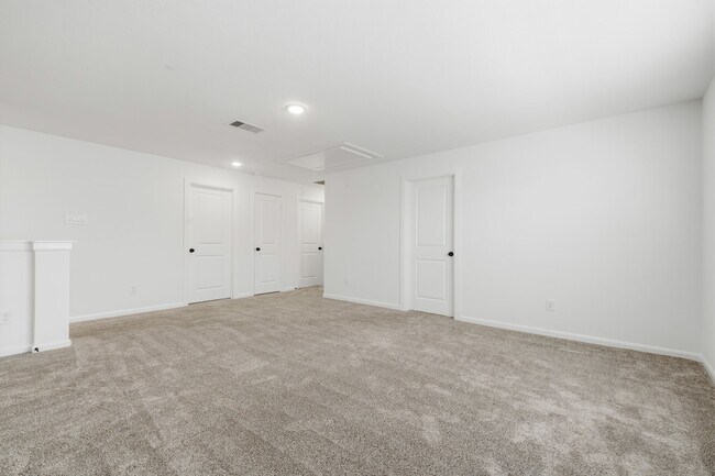 Building Photo - 17043 Luminous Ln