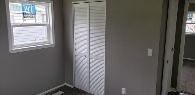 Building Photo - 3 bedroom 1 bath