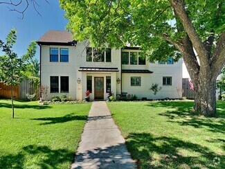 Building Photo - IMMACULATE HOME IN UNIVERSITY HEIGHTS! UPD...
