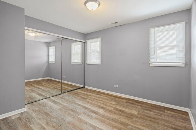 Building Photo - 4014 193rd St