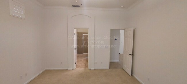 Building Photo - Rocklin  Highland Park  3 bedroom 2 bathroom, Great Room Floor Plan with Tile Flooring,  Fenced Yard