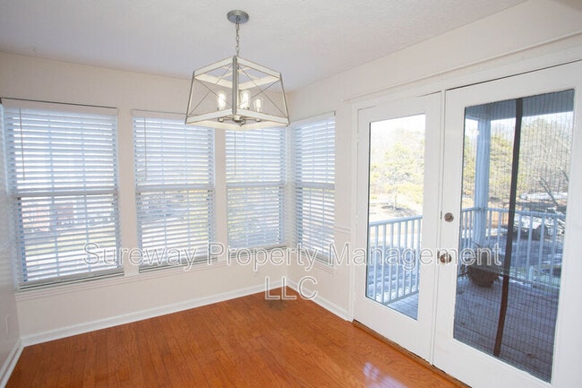 Building Photo - 67 Eldon Way