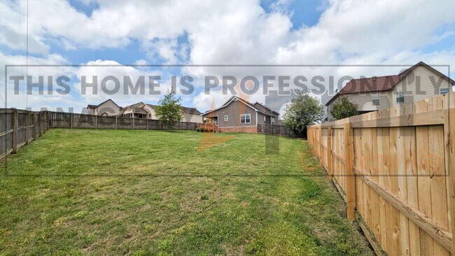 Building Photo - 3031 Outfitters Dr