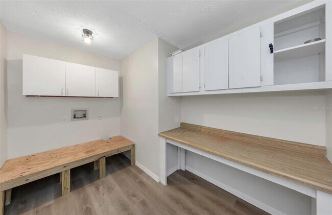 Building Photo - 4030 Fieldgreen Pl