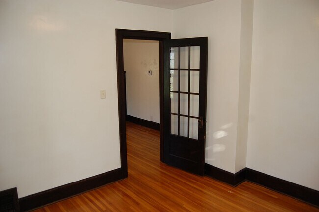 Building Photo - 1345 B St