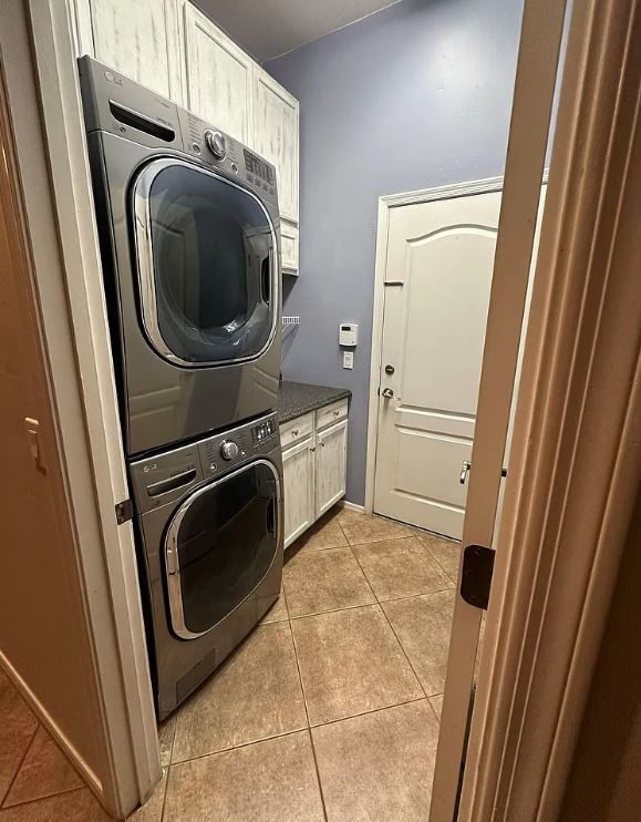 Building Photo - 538 W Chatfield St