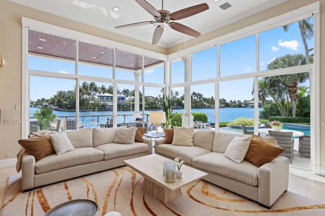 Building Photo - 408 Fisher Ln