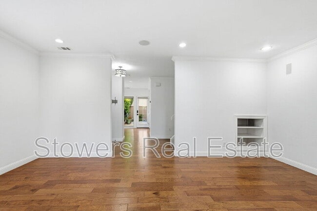 Building Photo - 500 Churchill Downs Ct