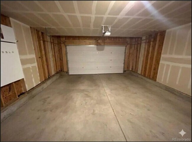 Building Photo - Luxury Living in Colorado Springs - NEW Home