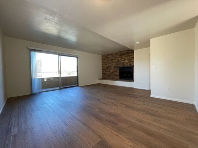 Building Photo - 331 Stone Edge Ct
