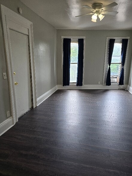 Building Photo - 540-544-544 W Main St