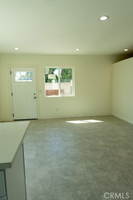 Building Photo - 2613 Strawberry Ln