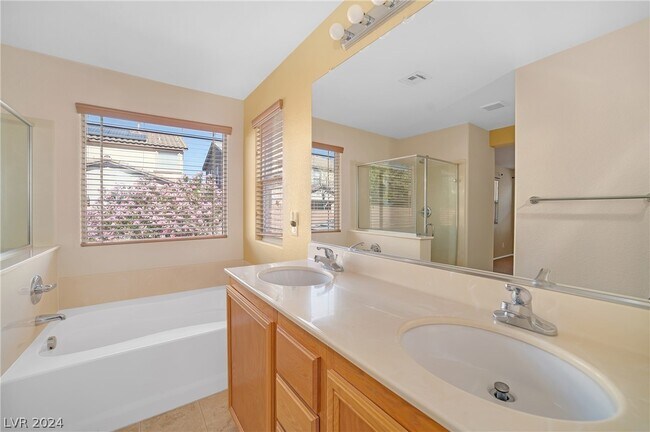 Building Photo - 7827 N Brodie Castle Ct