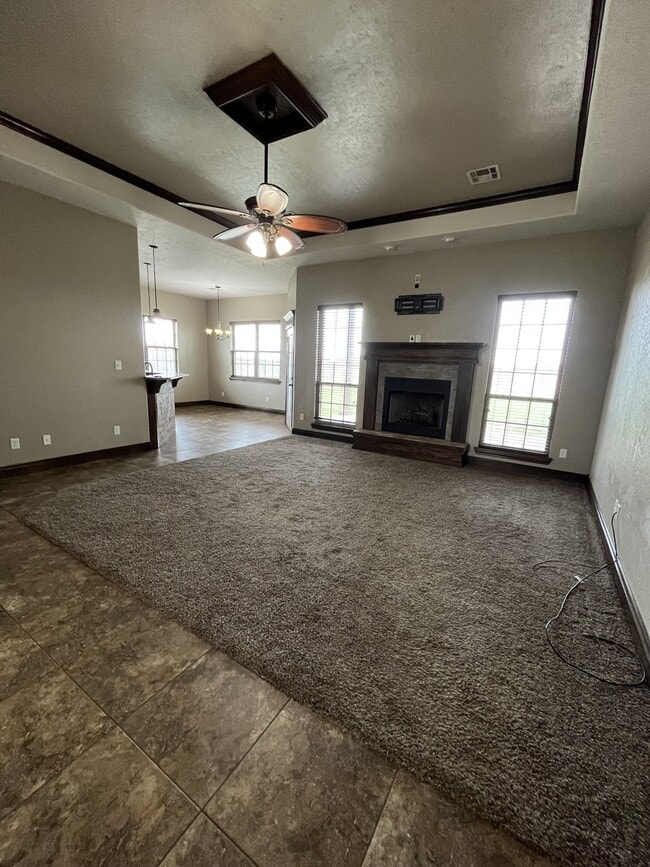Building Photo - 48 Creekside Dr