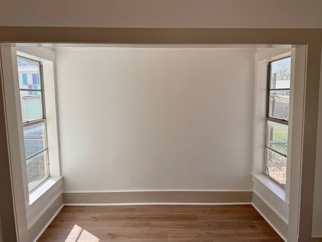 Building Photo - 1810 7th St