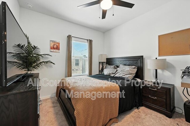 Building Photo - 7513 Laburnam Rd