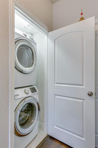 Building Photo - 4772 Bridgewater St