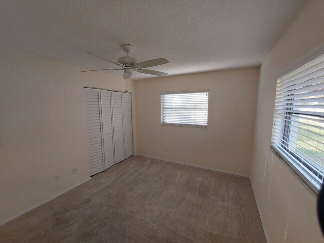 Building Photo - "Charming 2-Bed, 2-Bath Retreat on Monroe ...