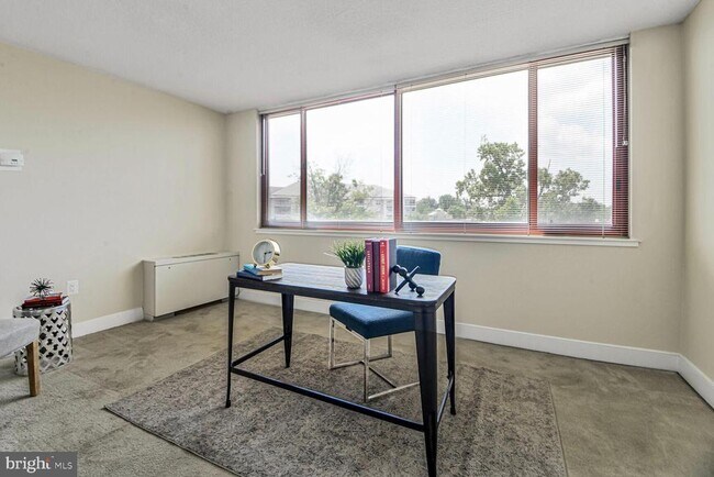 Building Photo - 1220 Blair Mill Rd