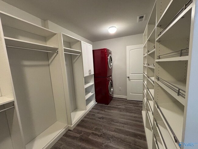 Building Photo - 212 Oracle Cir