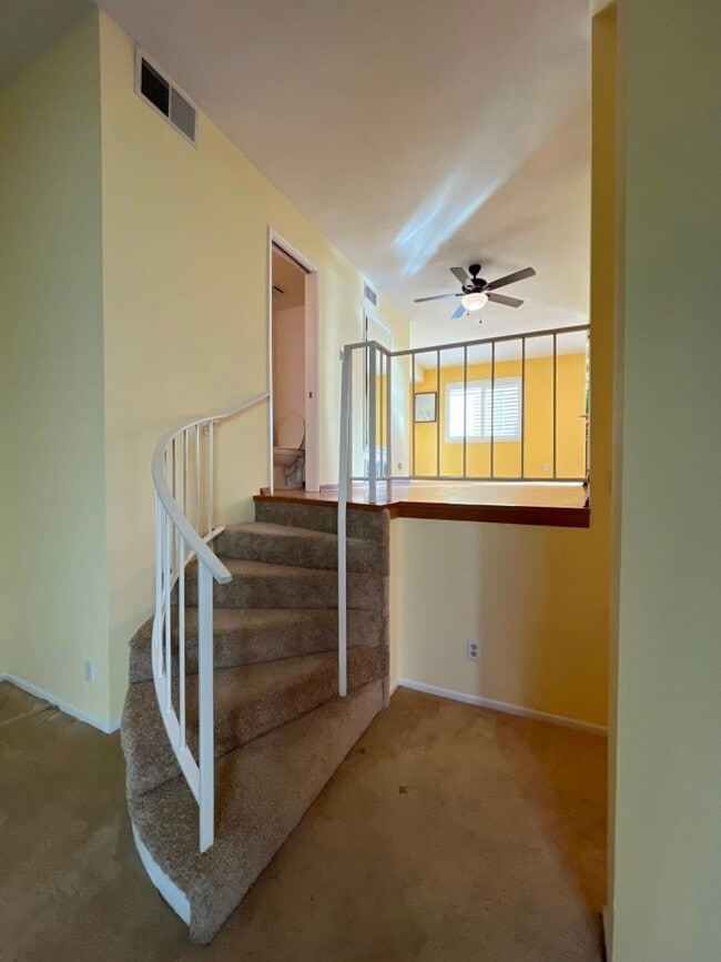 Building Photo - READY FOR MOVE-IN! 2+2.5 w/bonus room + al...