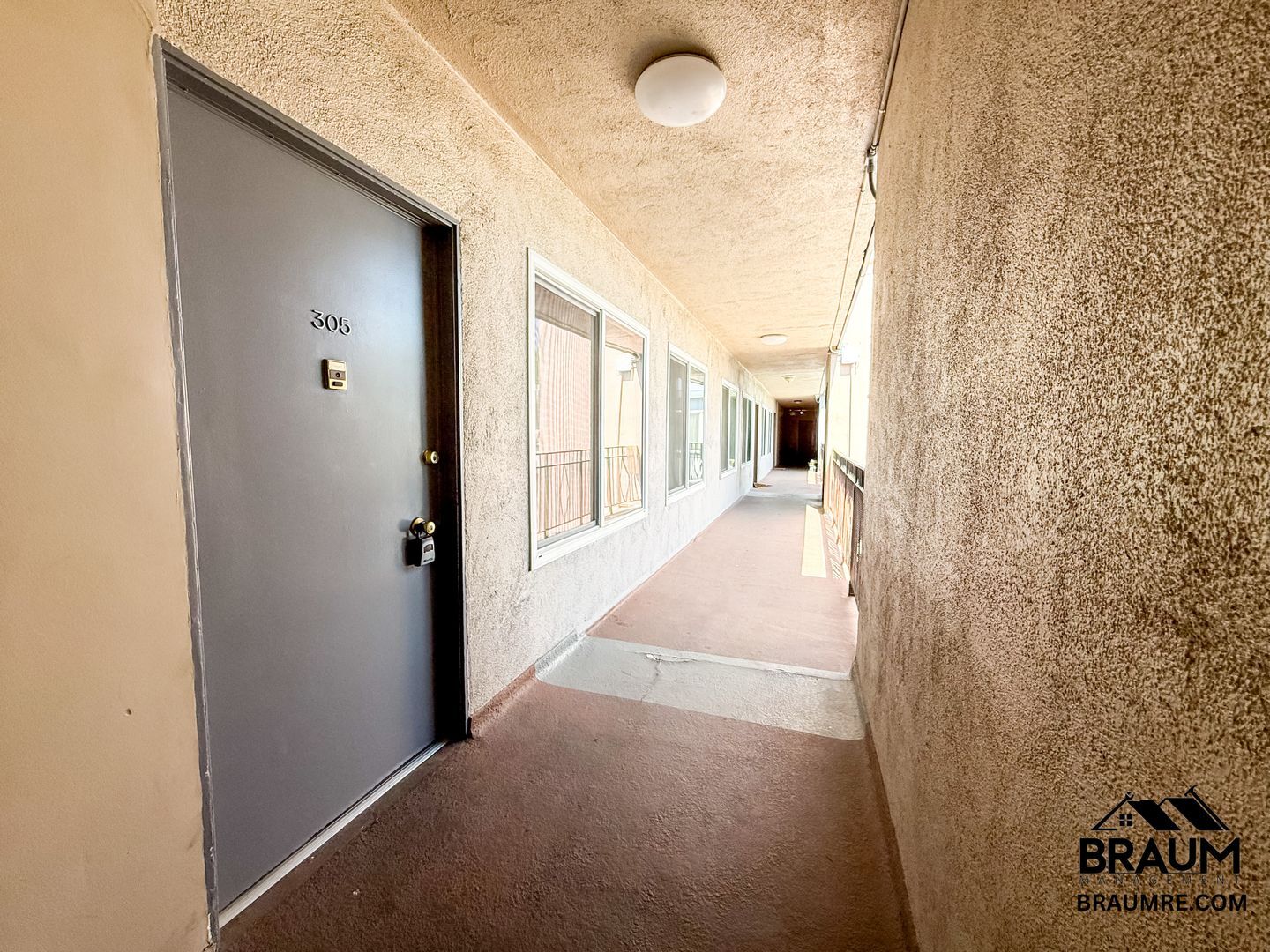 Building Photo - 6041 Whitsett Ave