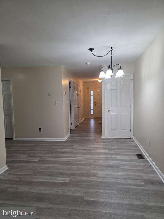 Building Photo - 24 Woodcrest Ct