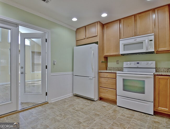 Building Photo - 315 Wood Ridge