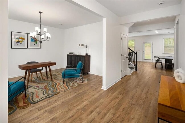 Building Photo - 1740 Wellston Dr