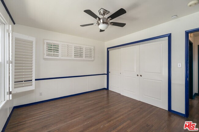 Building Photo - 22417 Dolorosa St