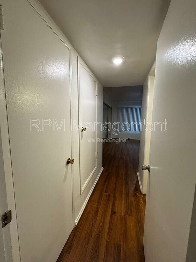 Building Photo - 11939 Albers St