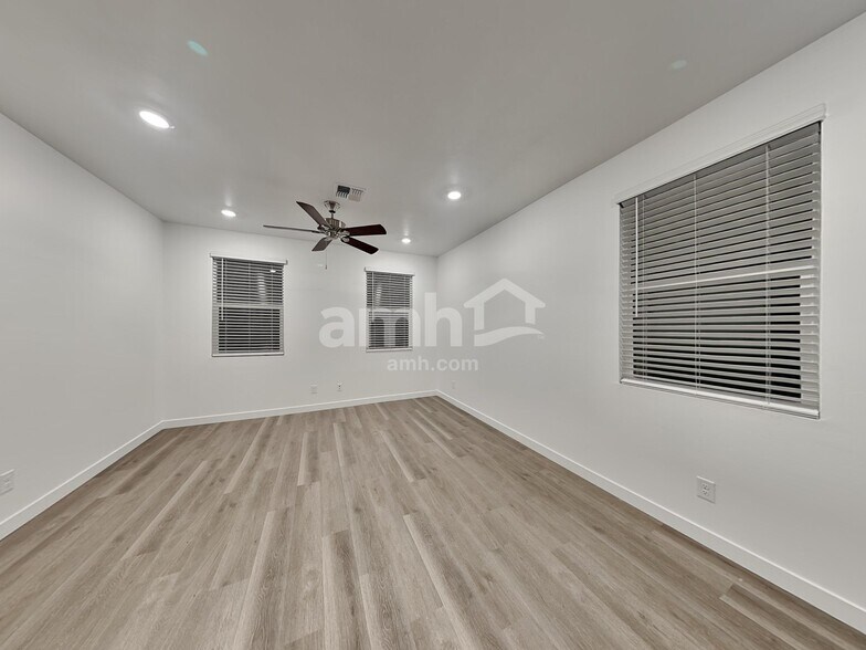 Building Photo - 13095 N Honest Endeavor Wy