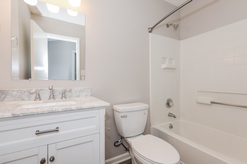 Building Photo - 13839 Poppleton Ct