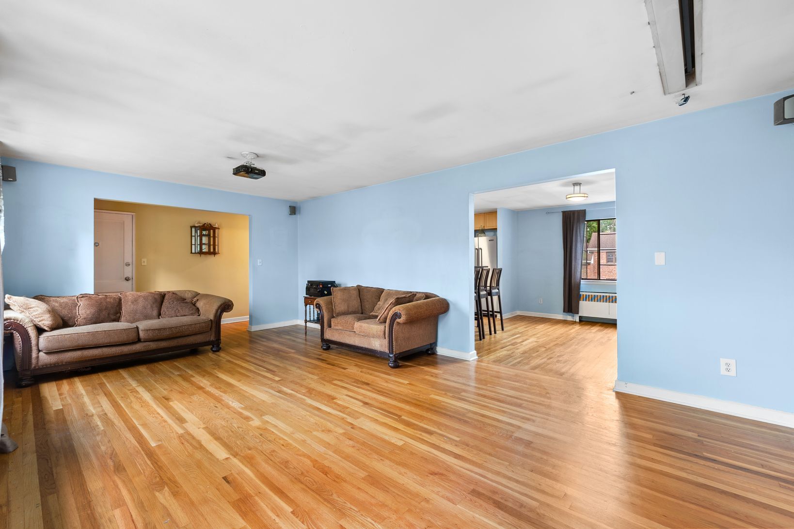 Building Photo - 33B Troy Dr