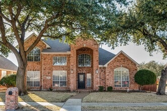 Building Photo - 8117 Halliford Dr